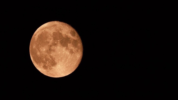কখন দেখা যাবে এই স্ট্রবেরি ফুল মুন