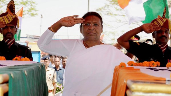 রাতেই কলকাতায় আসবেন দ্রৌপদী