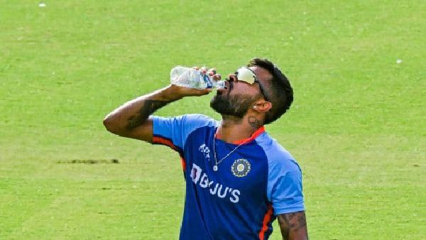 হার্দিকের নেতৃত্বে ভারতের জার্সিতে অভিষেক হতে পারে উমরান-অর্শদীপের: