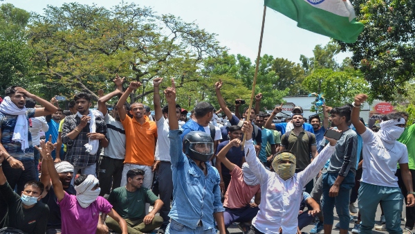 প্রচলিত ধারণা: এতে সশস্ত্র বাহিনীর কার্যকারিতা ক্ষতিগ্রস্ত হবে