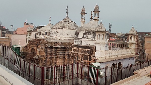 জ্ঞানবাপি মসজিদ মামলায় হুমকি বিচারককে, তৎপর উত্তর প্রদেশ পুলিশ জ্ঞানবাপি মসজিদ মামলায় হুমকি বিচারককে, তৎপর উত্তর প্রদেশ পুলিশ