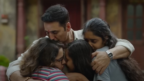 দাদা-বোনের মিষ্টি সম্পর্ক নিয়ে আসছে অক্ষয়ের ‘রক্ষাবন্ধন’, দেখুন ট্রেলার দাদা-বোনের মিষ্টি সম্পর্ক নিয়ে আসছে অক্ষয়ের ‘রক্ষাবন্ধন’, দেখুন ট্রেলার