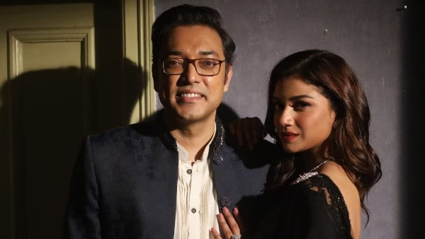 গান প্রসঙ্গে শিল্পী বলেন