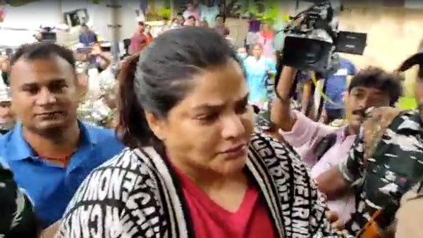 ডায়েরির পাতায় পাতায় নাকি রহস্যের ঘনঘটা