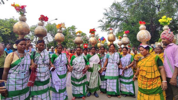 একুশে জুলাইয়ের মঞ্চে মতুয়াদের আবেগ-উচ্ছ্বাসই বর্ষিত