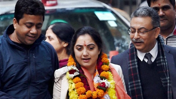 বিভিন্ন রাজ্যে নয় এফআইআর