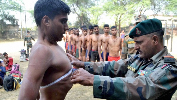কীভাবে বেছে নেওয়া হবে-