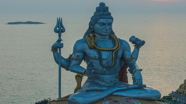 তেল লাগাবেন না