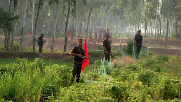 তৃণমূলের নিশানায় বিএসএফ