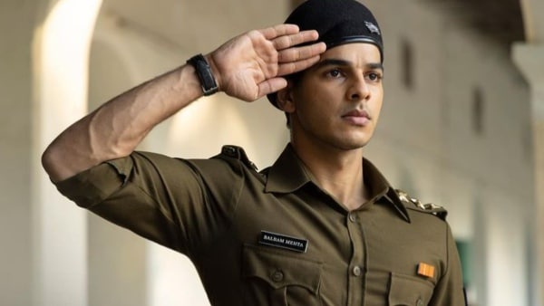 তরুণ সৈনিক ইশাণ খট্টরের দৃঢ়তা মুগ্ধ করল ‘পিপা’র টিজারে তরুণ সৈনিক ইশাণ খট্টরের দৃঢ়তা মুগ্ধ করল ‘পিপা’র টিজারে