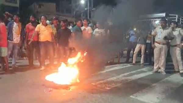 ব্যাপক চাঞ্চল্য তৈরি হয়েছে।