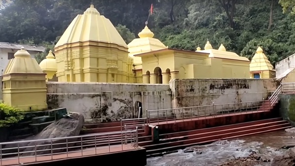 কোথায় রয়েছে গন্ধমাদন পর্বত