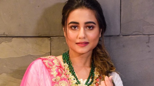 বাড়ছে অনুগামীর সংখ্যা
