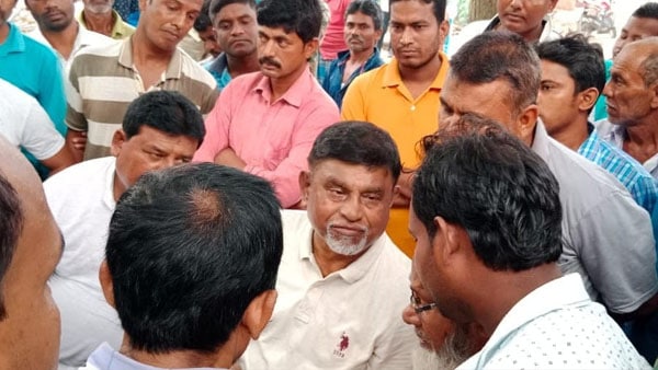 মানিককে স্বস্তি দিয়ে জানাল সুপ্রিম কোর্ট মানিককে স্বস্তি দিয়ে জানাল সুপ্রিম কোর্ট