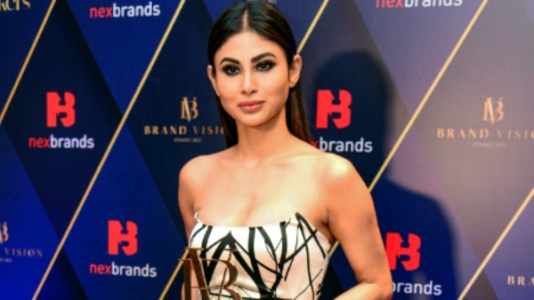 কী জানালেন অভিনেত্রী