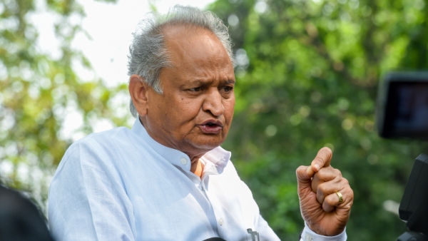 বিদ্রোহ করলেন অশোক গেহলটের অনুগামীরাও