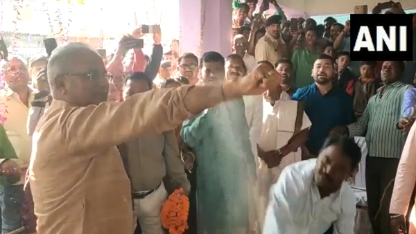বেতার ঘা খেলন ছত্তিশগড়ের মুখ্যমন্ত্রী