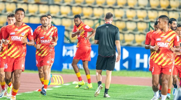বড় ম্যাচ ঘিরে পারদ ঊর্ধ্বমুখী, কলকাতা ক্লাসিকো-এ তাল ঠুকছে দুই প্রধান বড় ম্যাচ ঘিরে পারদ ঊর্ধ্বমুখী, কলকাতা ক্লাসিকো-এ তাল ঠুকছে দুই প্রধান