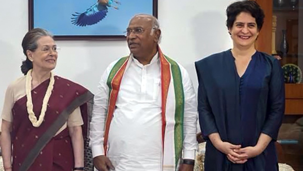 কী বলেন খারগে?