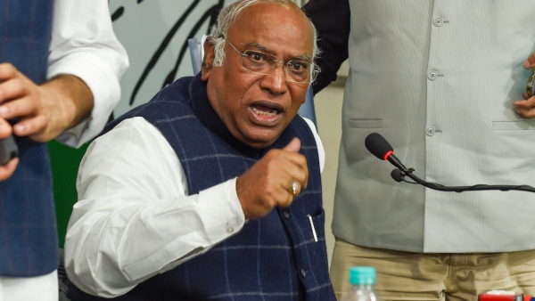জনসংযোগ পুনরুজ্জীবনে জোর