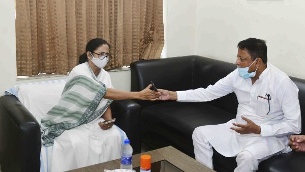 দ্বাদশীর দিন কালীঘাটে বৈঠক
