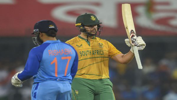ইন্দোরে রুসোর শতরান, ভারতের টার্গেট ২২৮ ইন্দোরে রুসোর শতরান, ভারতের টার্গেট ২২৮