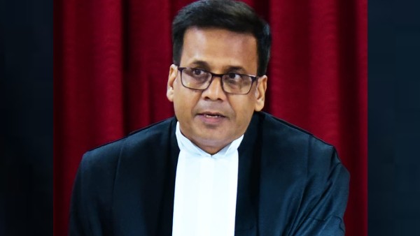 স্কুল সার্ভিসের নিয়োগে স্থগিতাদেশ