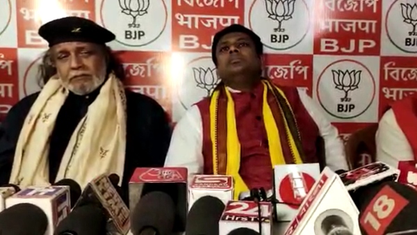 মিঠুনকে সামনে রেখে প্রচার