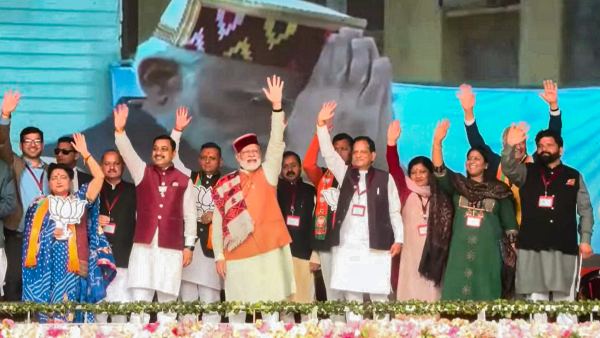 হিমাচল প্রদেশের প্রচারে প্রধানমন্ত্রী, স্বরাষ্ট্র মন্ত্রী