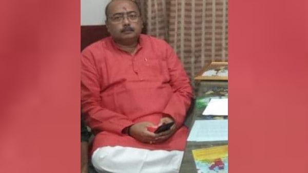 আদি তৃণমূলীদের মাথায় নব্য তৃণমূলী