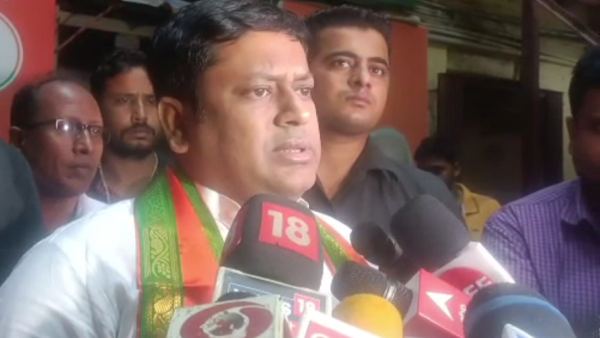 পঞ্চায়েত ভোটের আগে তৃণমূলে বাড়বে কোন্দল, ভবিষ্যৎবাণী মিলিয়ে নেওয়ার বার্তা সুকান্তের পঞ্চায়েত ভোটের আগে তৃণমূলে বাড়বে কোন্দল, ভবিষ্যৎবাণী মিলিয়ে নেওয়ার বার্তা সুকান্তের