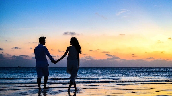 মহিলার অভিযোগ স্বামীর বিরুদ্ধে