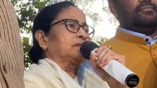জি-২০ বৈঠকে অংশ নিতে দিল্লি গিয়েছিলেন