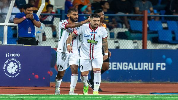 পেত্রাতসের গোলে বেঙ্গালুরুকে হারাল এটিকে মোহনবাগান পেত্রাতসের গোলে বেঙ্গালুরুকে হারাল এটিকে মোহনবাগান