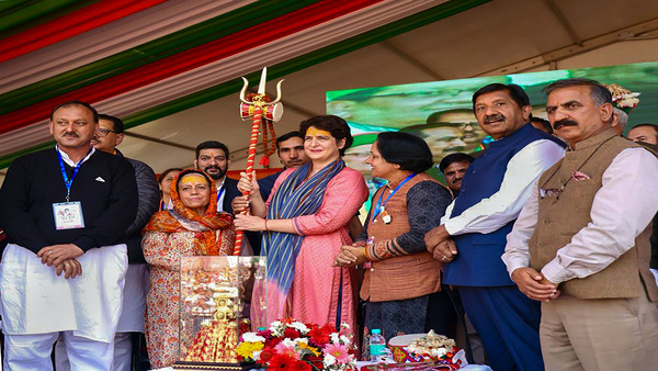 মোদী-শাহের বিজেপিকে পরাস্ত করেছেন প্রতিভা সিং
