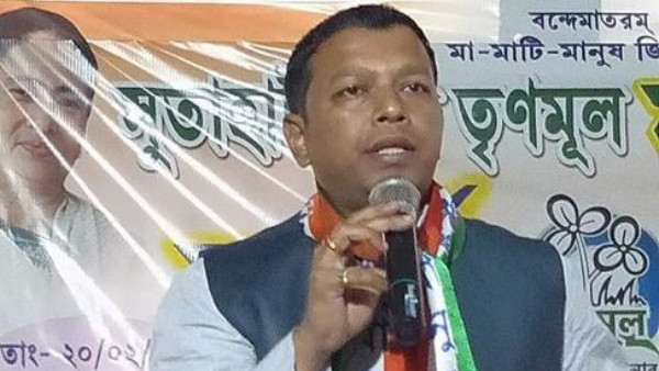 ১২-তে বিয়ে, ১৪-তে বৌভাত ২১-শে হানিমুন, শুভেন্দুর ডিসেম্বর হুঁশিয়ারি নিয়ে কটাক্ষ অখিল-পুত্রের ১২-তে বিয়ে, ১৪-তে বৌভাত ২১-শে হানিমুন, শুভেন্দুর ডিসেম্বর হুঁশিয়ারি নিয়ে কটাক্ষ অখিল-পুত্রের