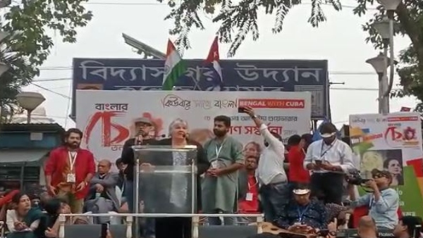 চে-এর ছবি নয় আদর্শকে মানুন, বাংলায় এসে বার্তা চে-কন্যার চে-এর ছবি নয় আদর্শকে মানুন, বাংলায় এসে বার্তা চে-কন্যার