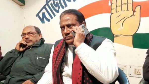 বাংলায় ‘ভারত জোড়ো যাত্রা’য় পা মেলাবেন প্রিয়াঙ্কা-খাড়গে বাংলায় ‘ভারত জোড়ো যাত্রা’য় পা মেলাবেন প্রিয়াঙ্কা-খাড়গে