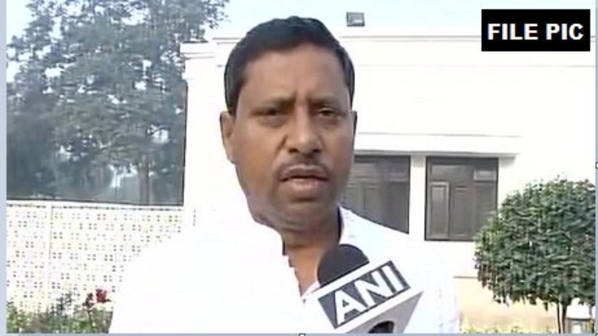 Uttar Pradesh শপিংমলে ভাঙচুরের মামলায় বিজেপি সাংসদ রামশঙ্কর