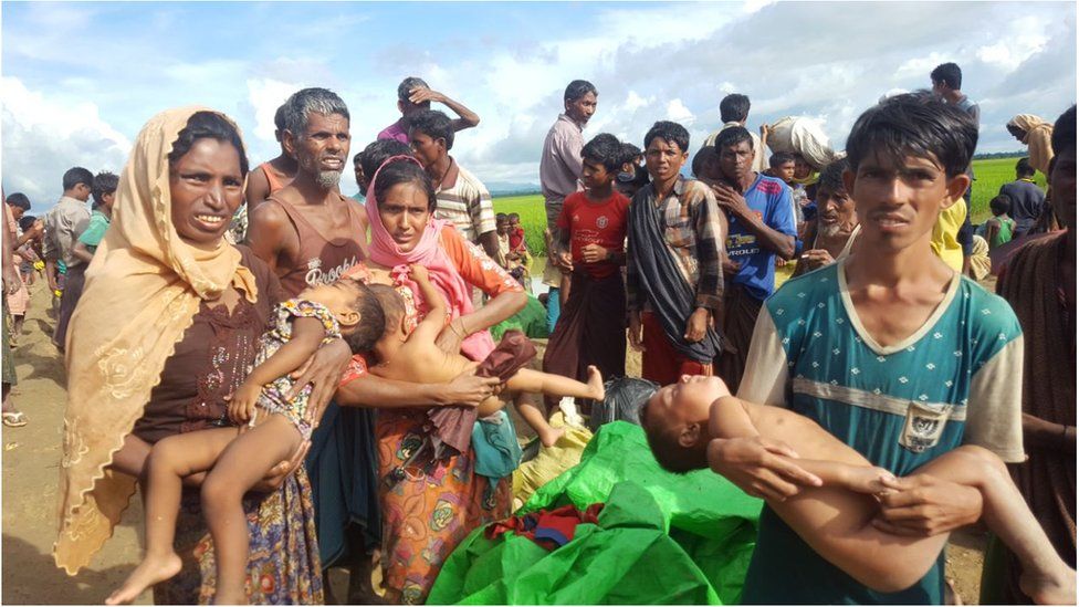 মিয়ানমারে সেনাবাহিনীর নির্যাতন থেকে বাঁচতে বাংলাদেশে আশ্রয় নিয়েছে প্রায় সাত লাখ রোহিঙ্গা