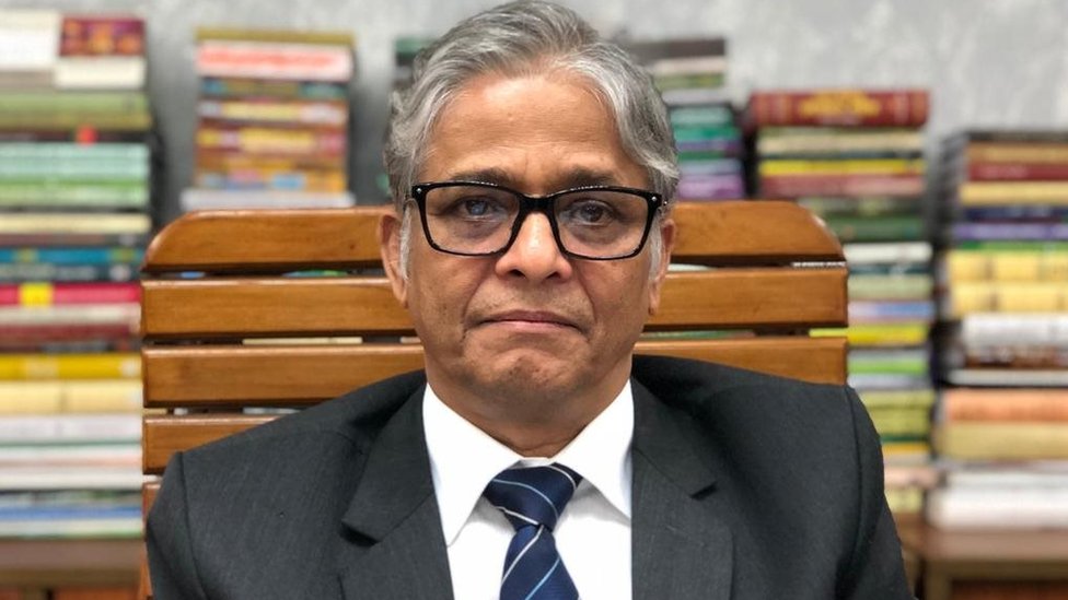 ঢাকা বিশ্ববিদ্যালয়ের উপাচার্য মোহাম্মদ আখতারুজ্জামান ঢাকা বিশ্ববিদ্যালয়ের উপাচার্য মোহাম্মদ আখতারুজ্জামান