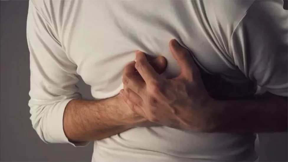 বিশ্ব স্বাস্থ্য সংস্থার তথ্য অনুযায়ী, বাংলাদেশে সবচেয়ে বেশী সংখ্যক মানুষ মারা যায় হৃদরোগ ও স্ট্রোকের কারণে ।